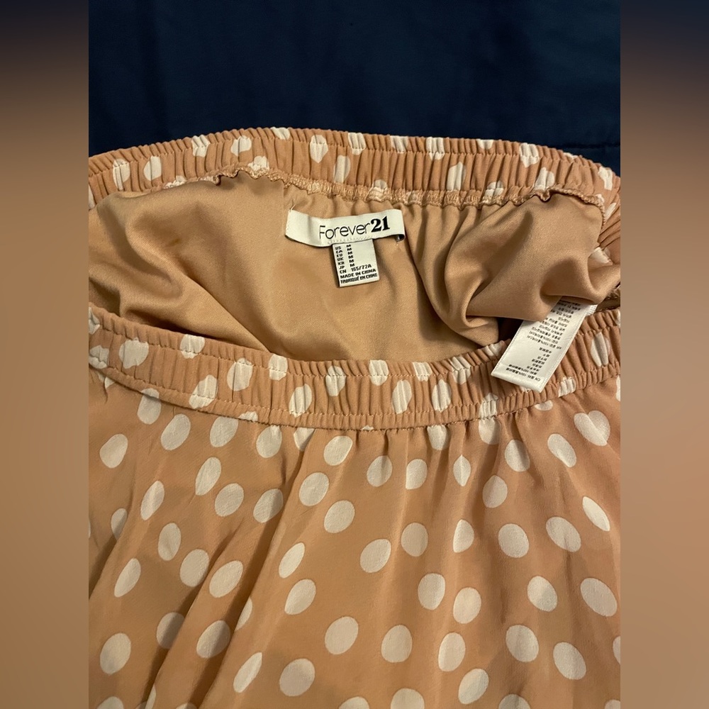 Asymmetrical Flowy Skirt - Picture 2 of 3